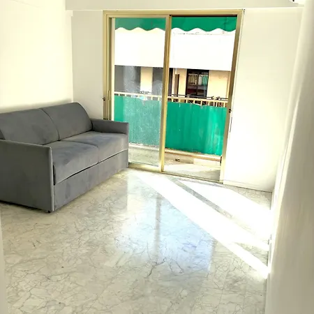 Apartment Neuf 1er